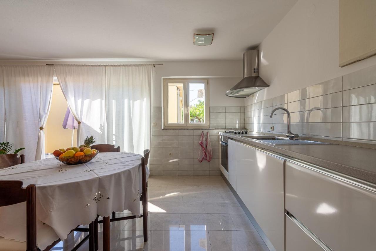Apartment Brgacelj Kali Eksteriør bilde