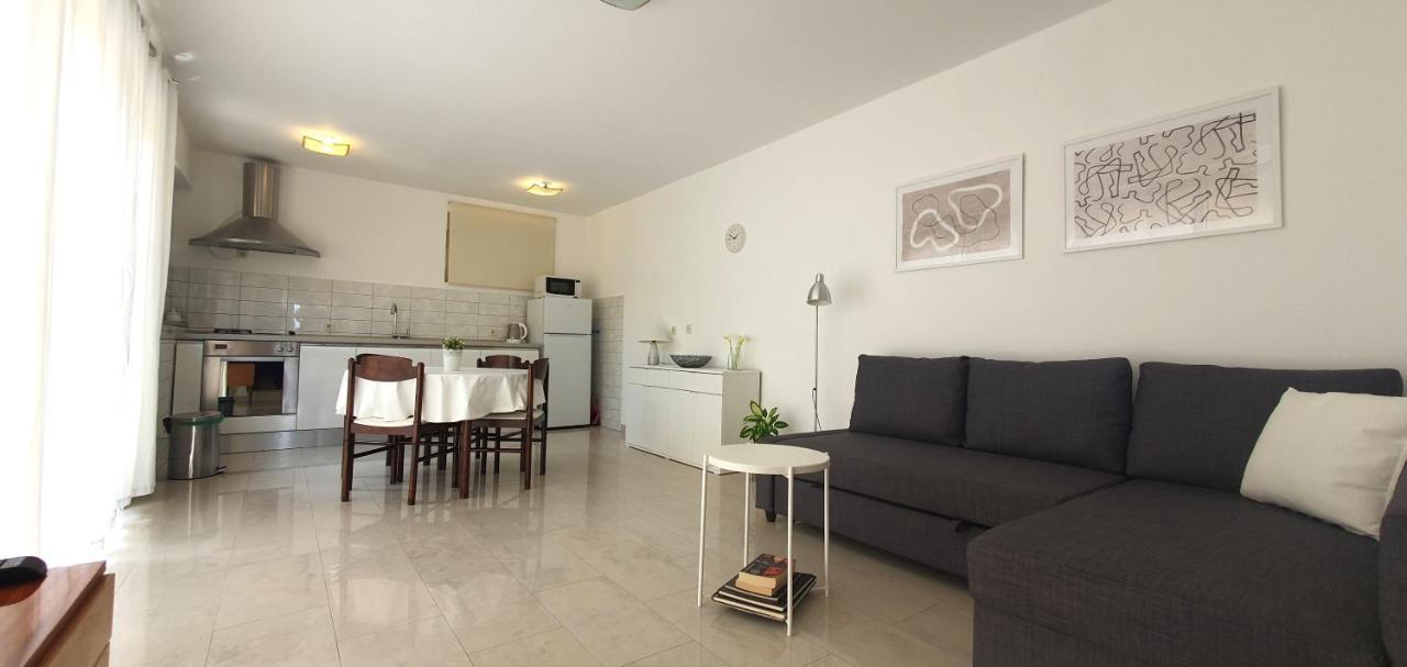 Apartment Brgacelj Kali Eksteriør bilde